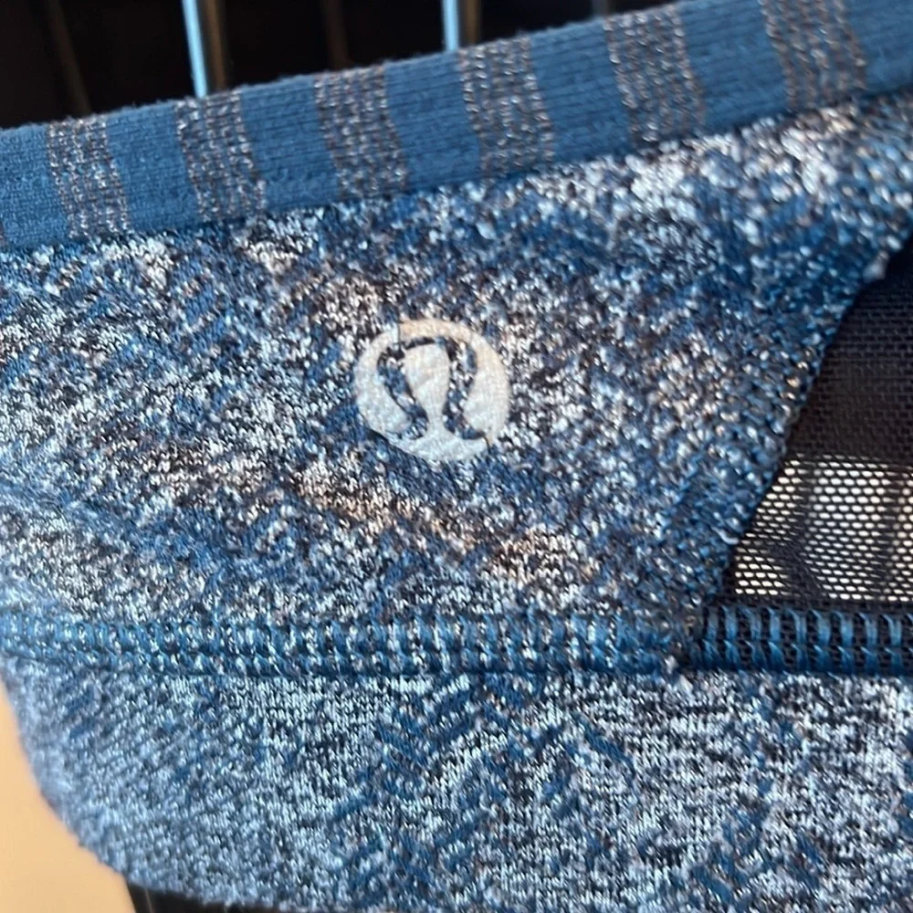 Lululemon Flow Y Bra-Size 6
